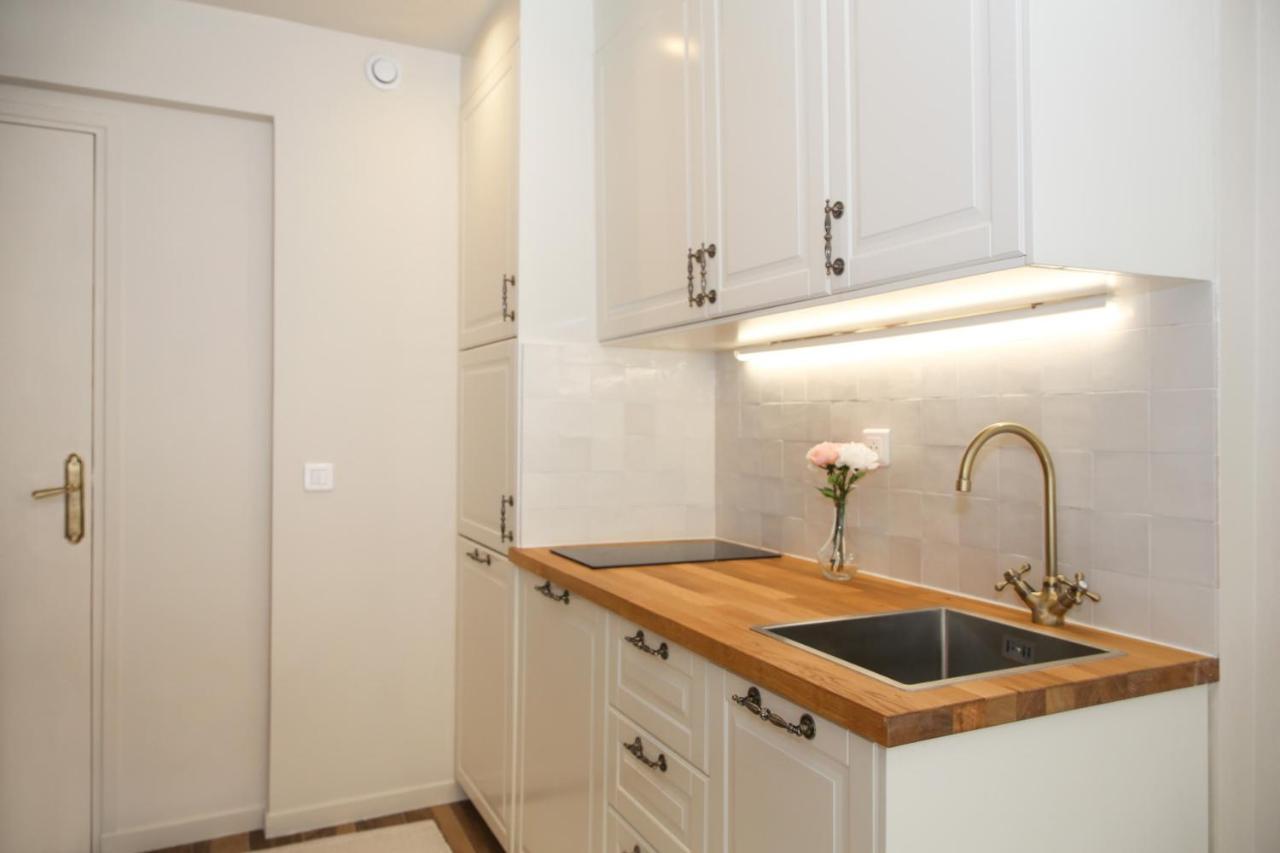 Appartement Moderne Confort Proche Montmartre - 4P Paris Luaran gambar